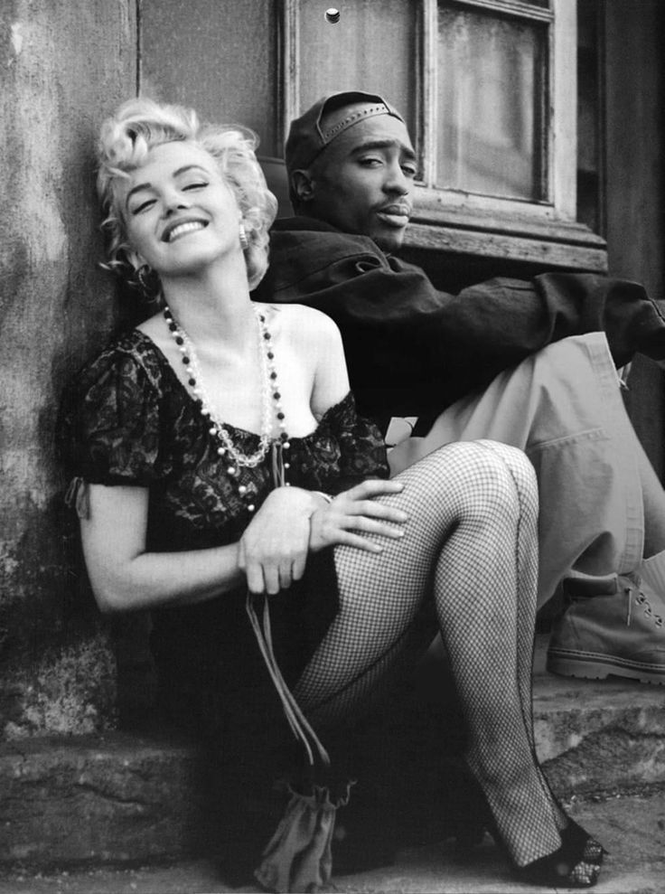 Montagem 2pac ao lado de Marilyn Monroe